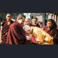 Filmwelt Verleihagentur: Meeting the Buddha - Der 17. Karmapa Thaye Dorje und Lama Ole Nydahl beim Kagy&uuml; Monlam 2016 in Bodhgaya, Indien